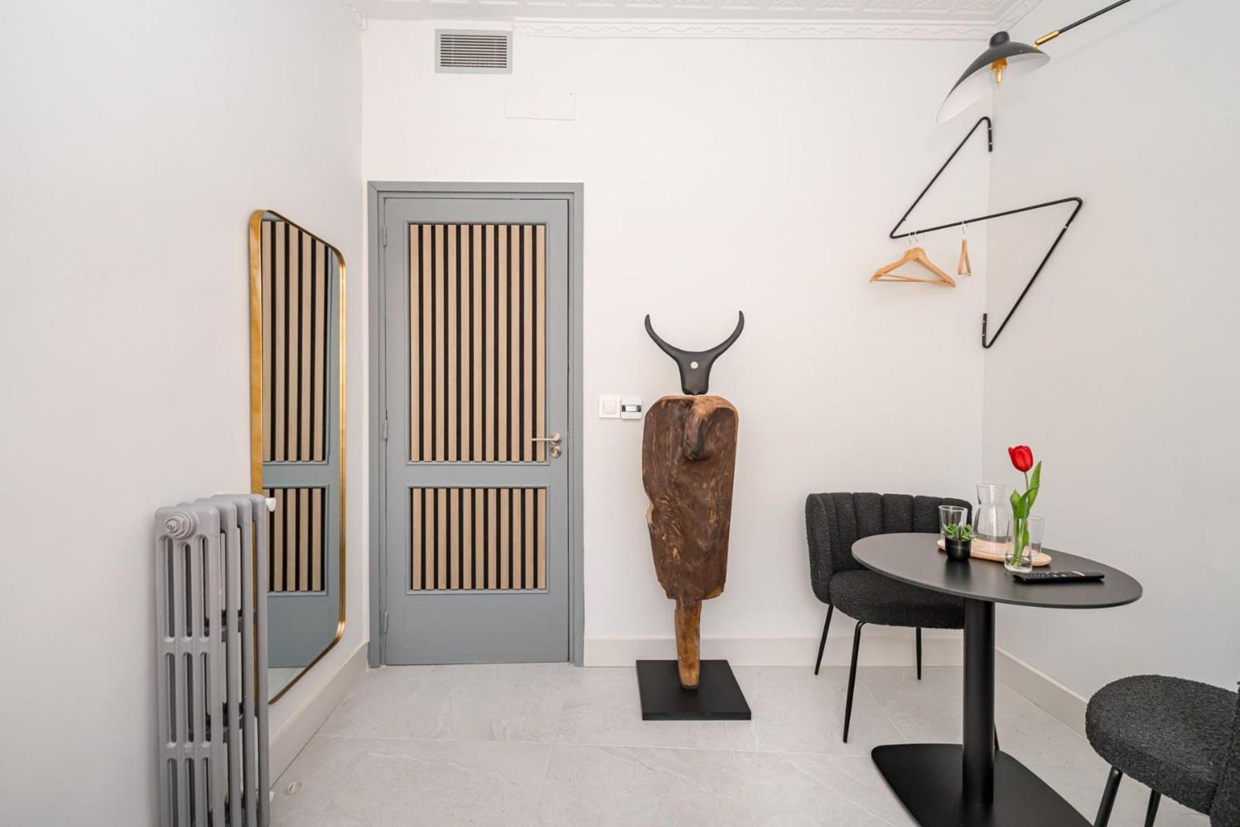 Centric Creative Rooms Мадрид Экстерьер фото