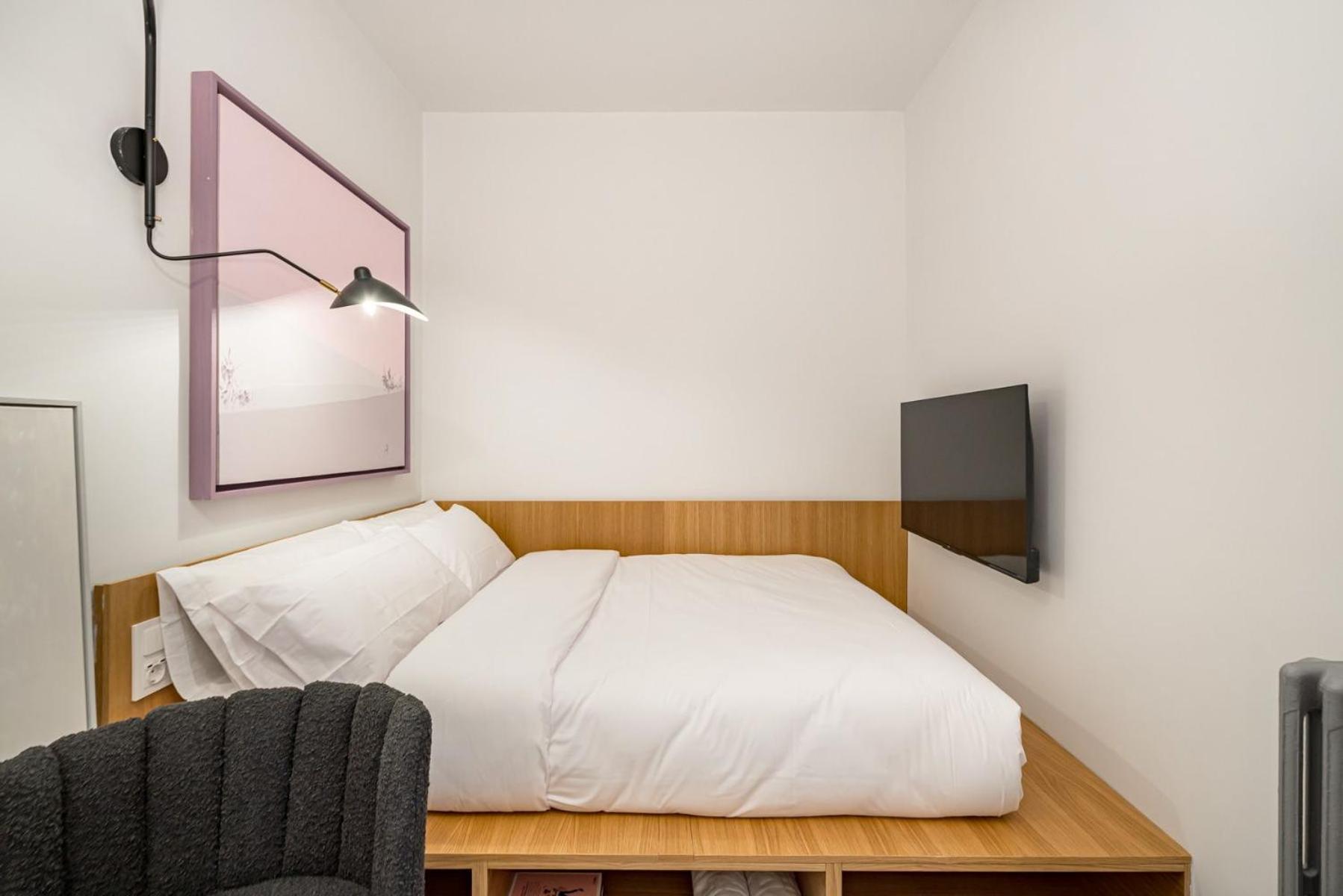 Centric Creative Rooms Мадрид Экстерьер фото