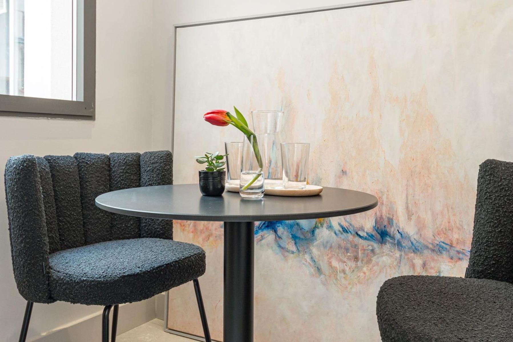 Centric Creative Rooms Мадрид Экстерьер фото